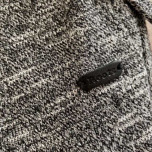 Roots jumper in size S - Picture 3 of 4